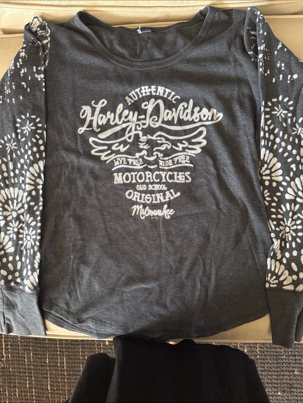 Harley-Davidson Black and White Graphic Sleeve Tee 0093